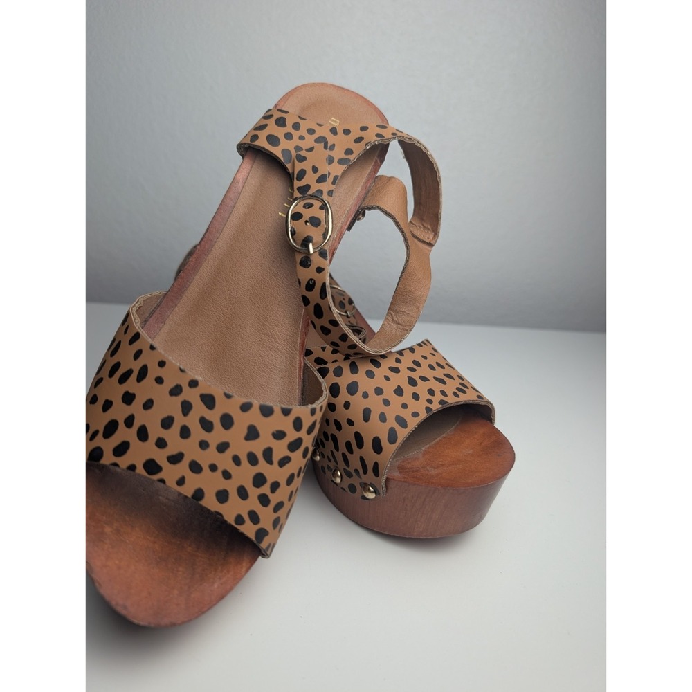 Madden Girl Cheetah Print Wooden Platform Heels Size 8